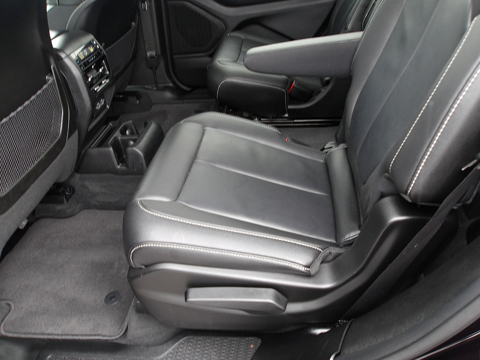 Used 2023 Jeep Grand Cherokee L Limited image 15