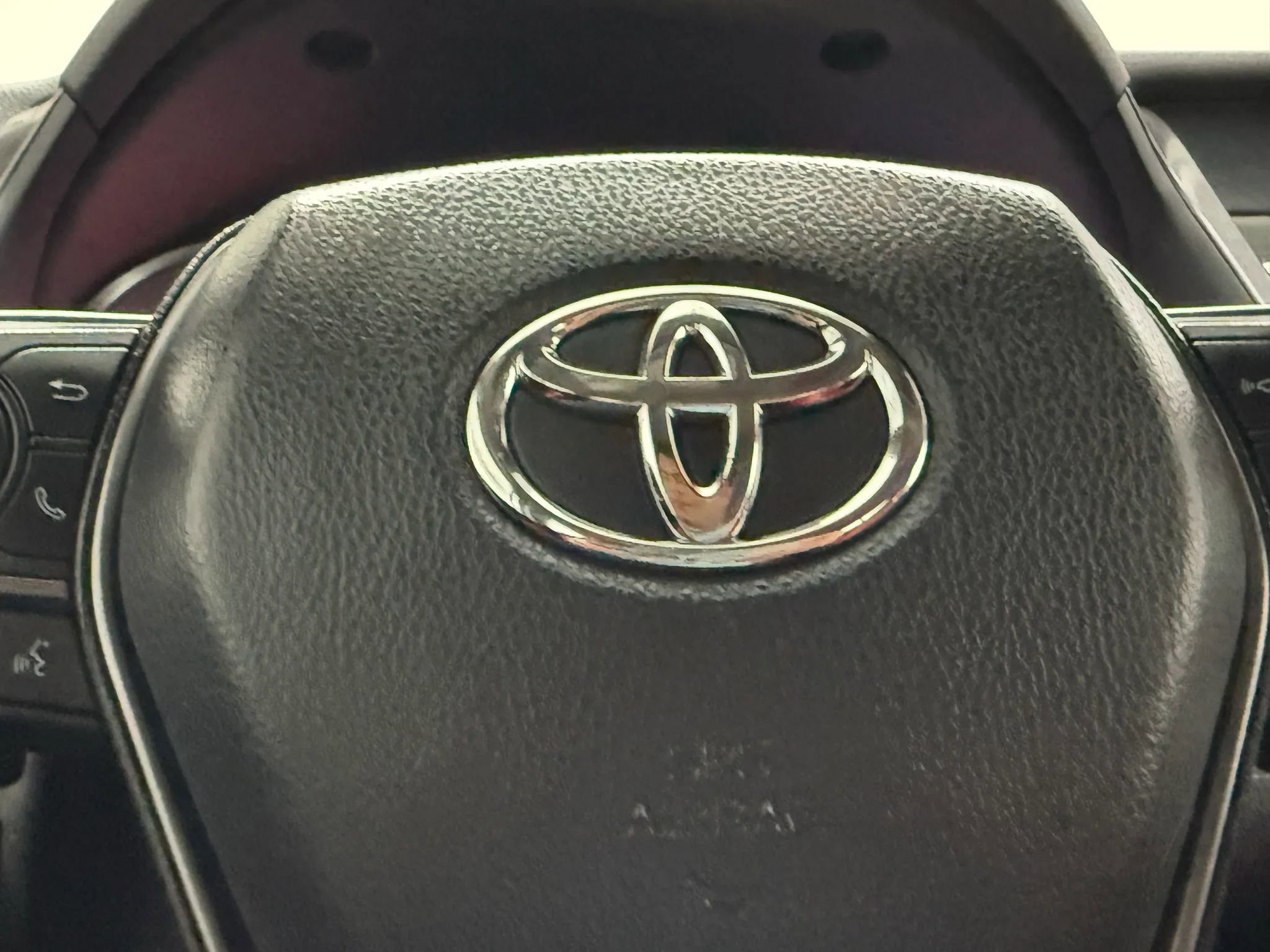 Used 2021 Toyota Camry XSE w/ Navigation Upgrade Package image 28