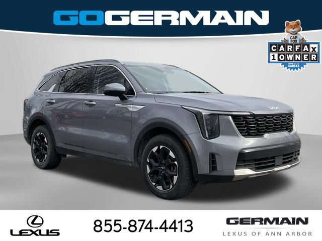 Used 2024 Kia Sorento S image 10