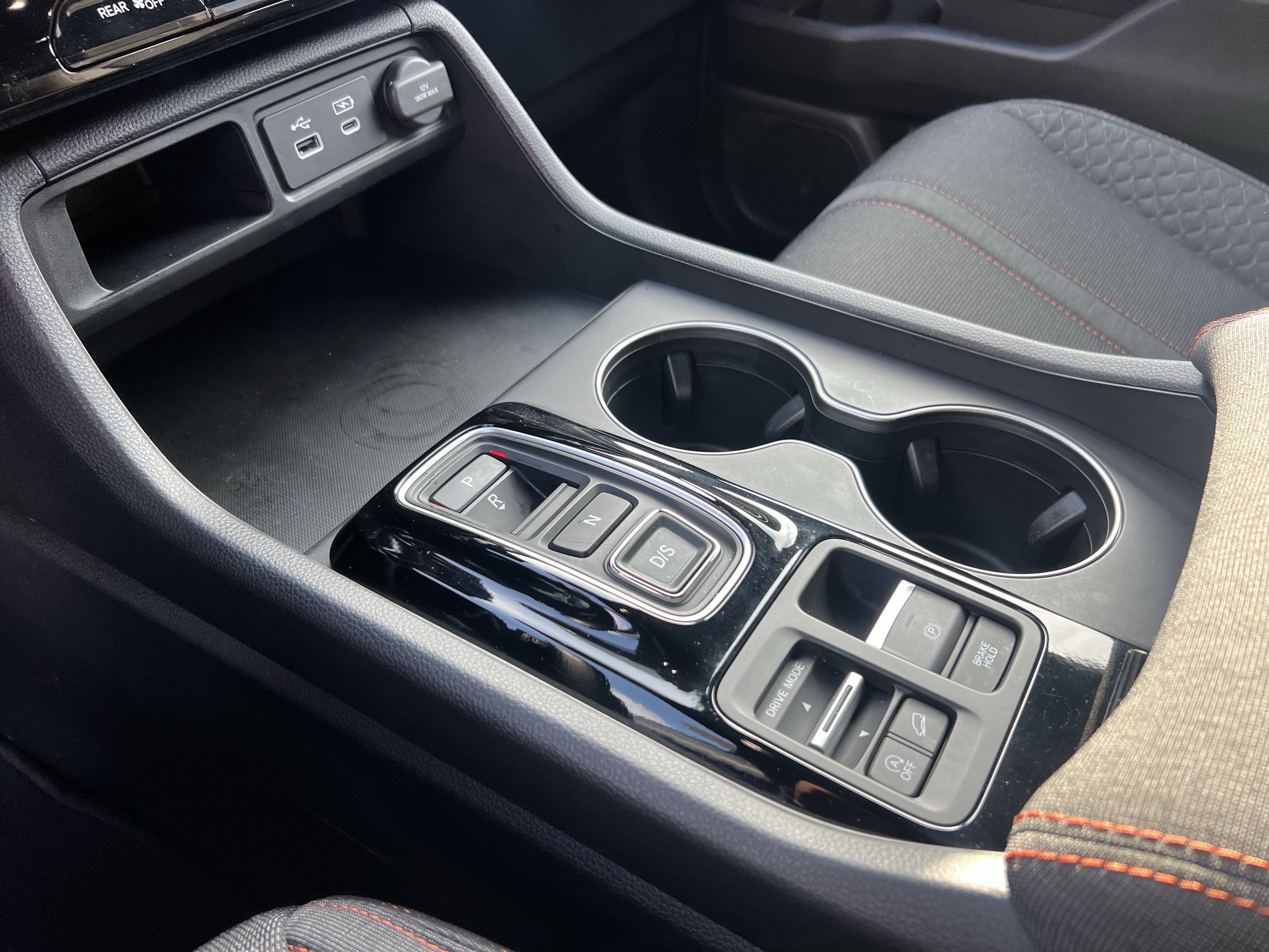 Used 2025 Honda Pilot Sport image 26