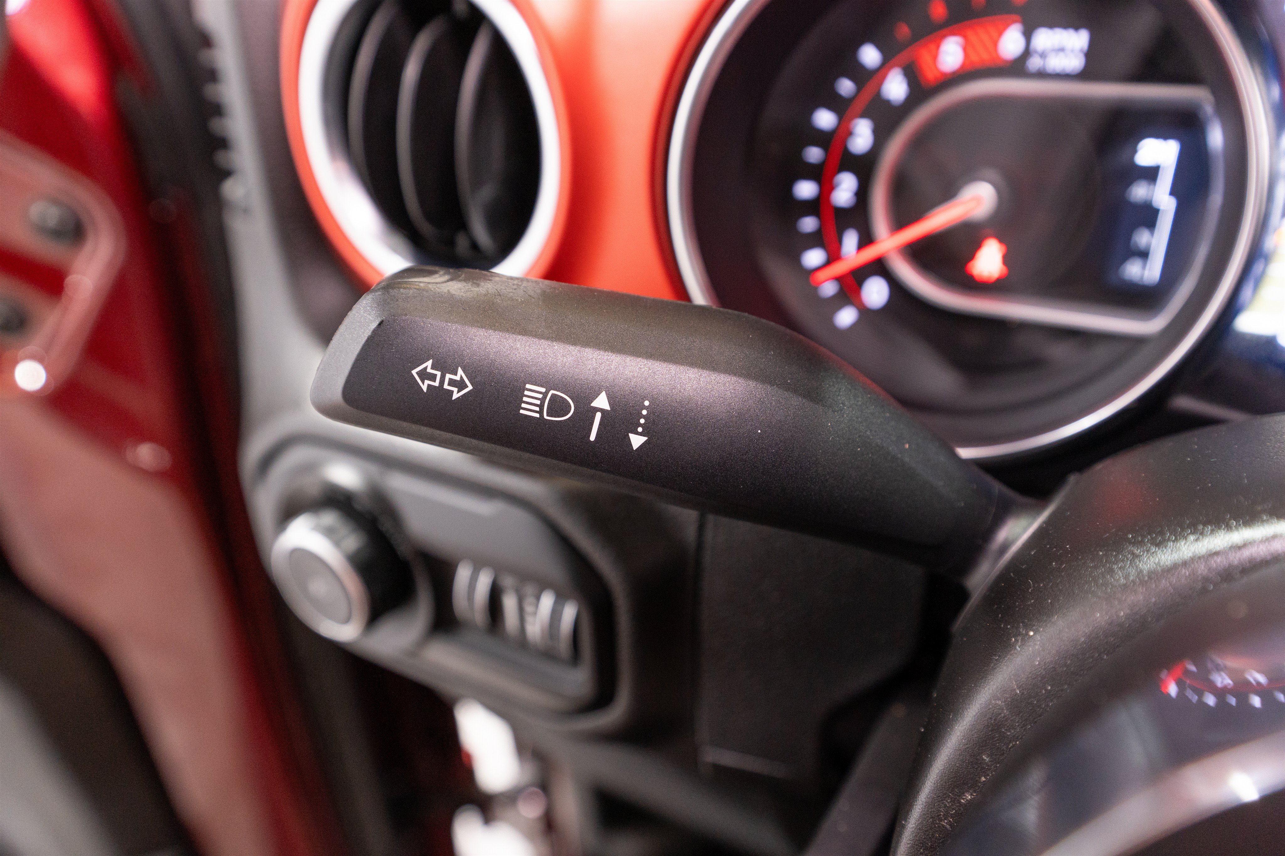 Used 2021 Jeep Wrangler Unlimited Rubicon AWD/4WD image 30