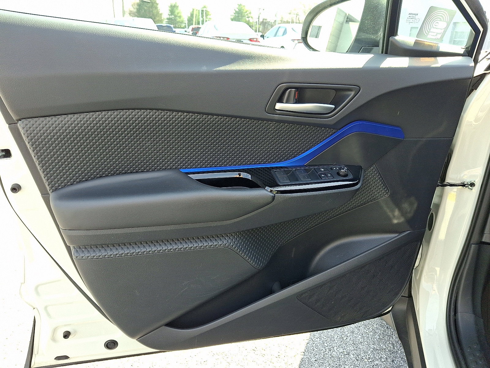 Certified 2020 Toyota C-HR XLE image 13