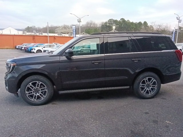 New 2026 Ford Expedition Active image 6