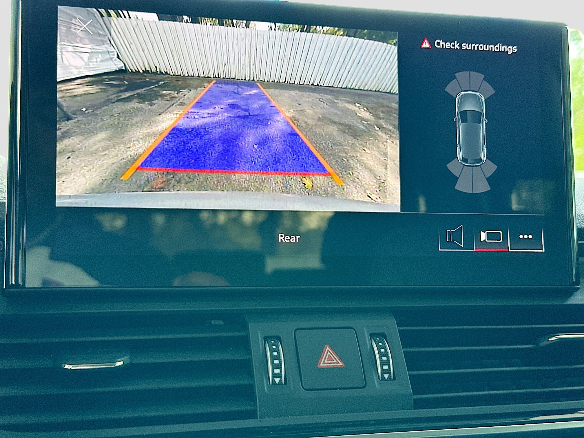 Used 2023 Audi Q5 2.0T Premium w/ Convenience Package image 13