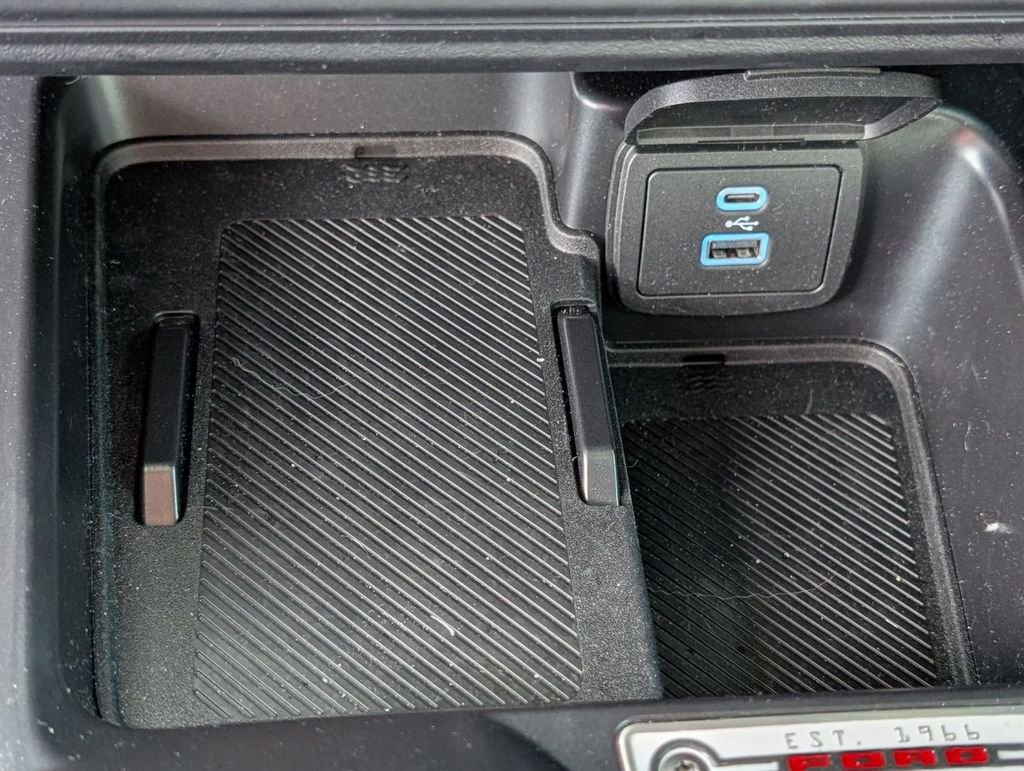 New 2025 Ford Bronco Heritage Edition image 33