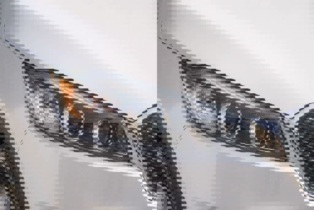 Used 2016 Kia Sorento LX w/ LX Convenience Package image 4