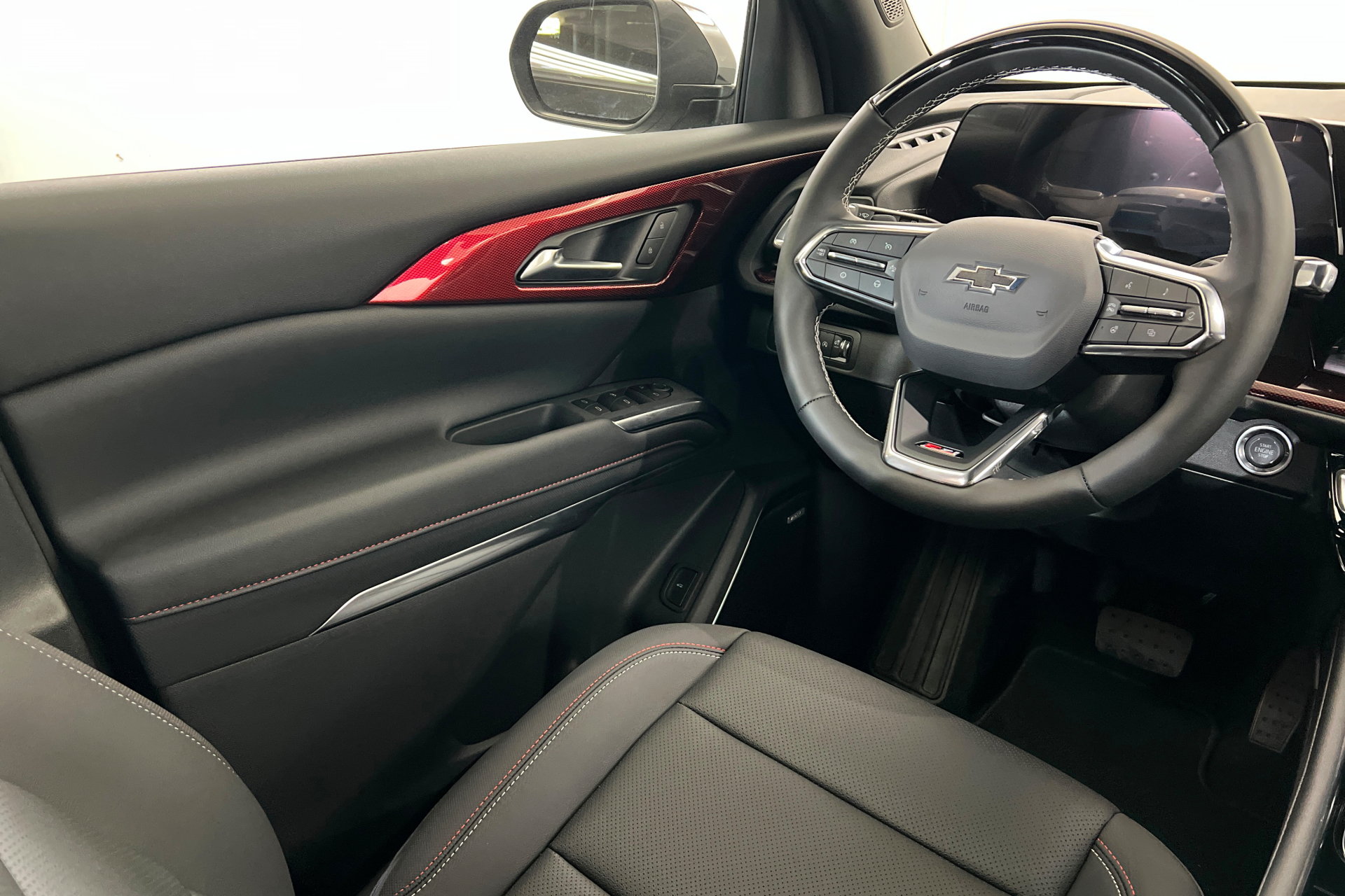 New 2026 Chevrolet Traverse Z71 w/ Enhanced Driving Package AWD/4WD image 12