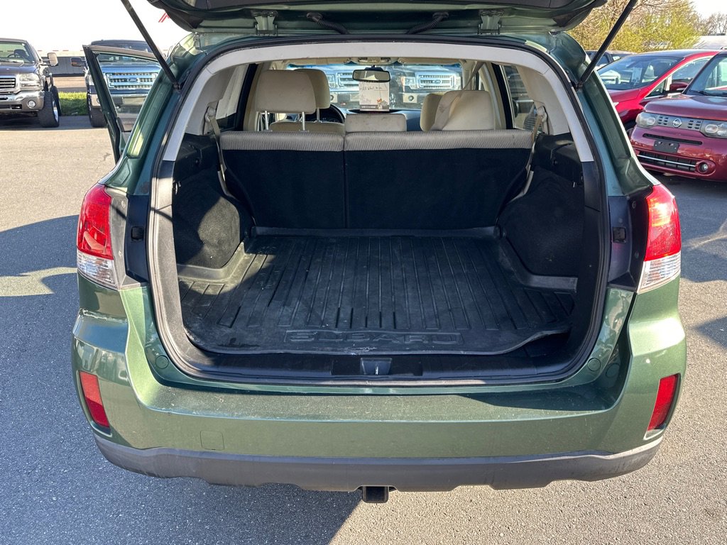 Used 2012 Subaru Outback 2.5i Premium AWD/4WD image 14