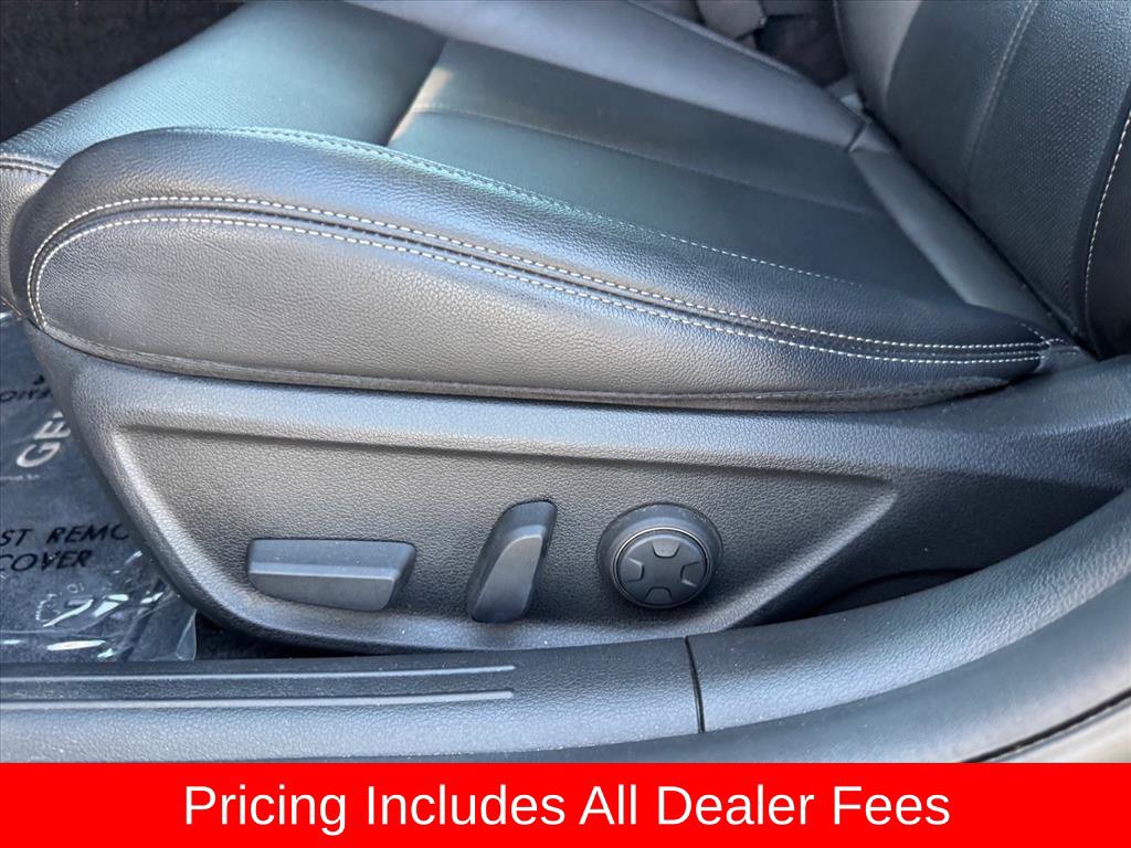 Used 2022 Genesis G70 2.0T RWD image 14