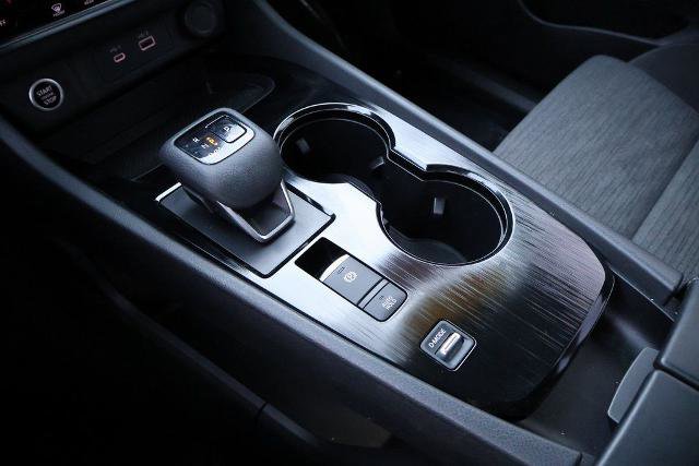 Certified 2023 Nissan Rogue SV image 21