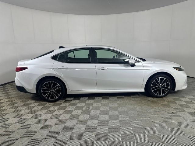 Used 2025 Toyota Camry XLE w/ Premium Plus Package AWD/4WD image 8