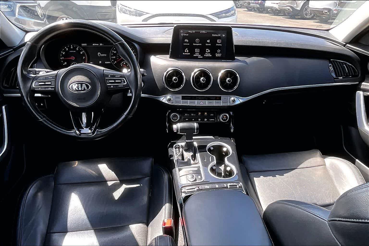 Used 2018 Kia Stinger Premium RWD image 10