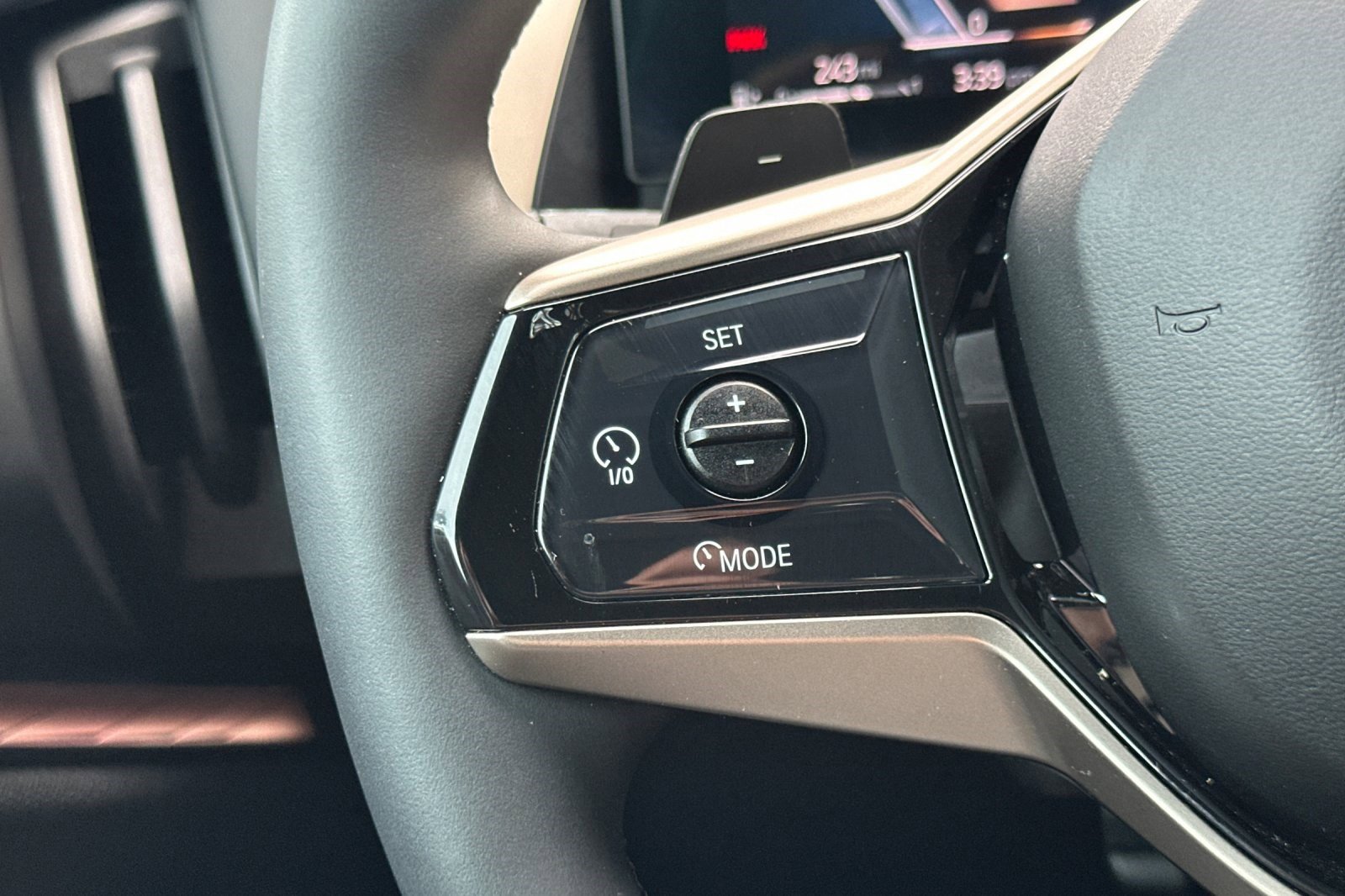 Used 2025 BMW X3 xDrive30i w/ Premium Package image 31