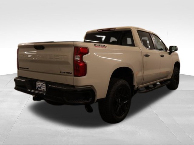 New 2026 Chevrolet Silverado 1500 Custom Trail Boss w/ Turbomax Blackout Package AWD/4WD image 3