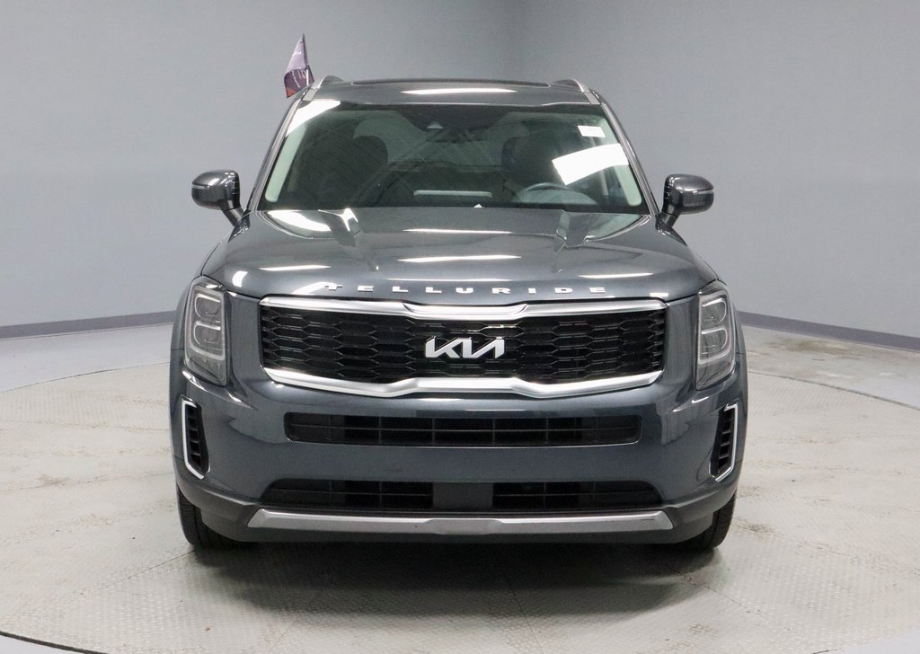 Used 2022 Kia Telluride EX w/ EX Premium Package image 8