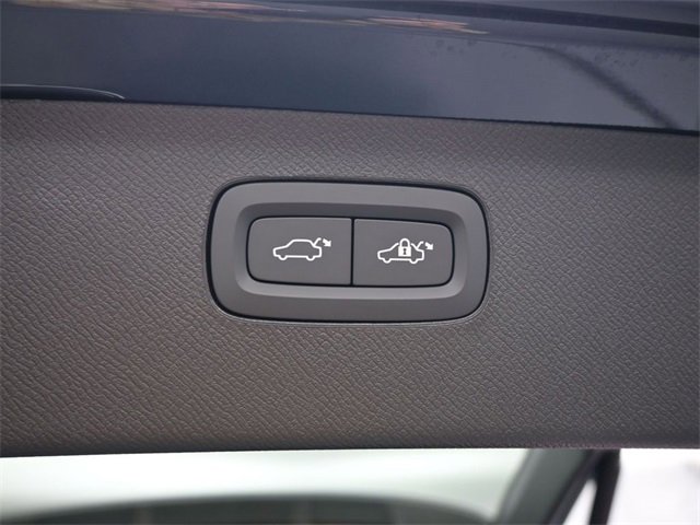 New 2026 Volvo XC90 B6 Ultra image 33