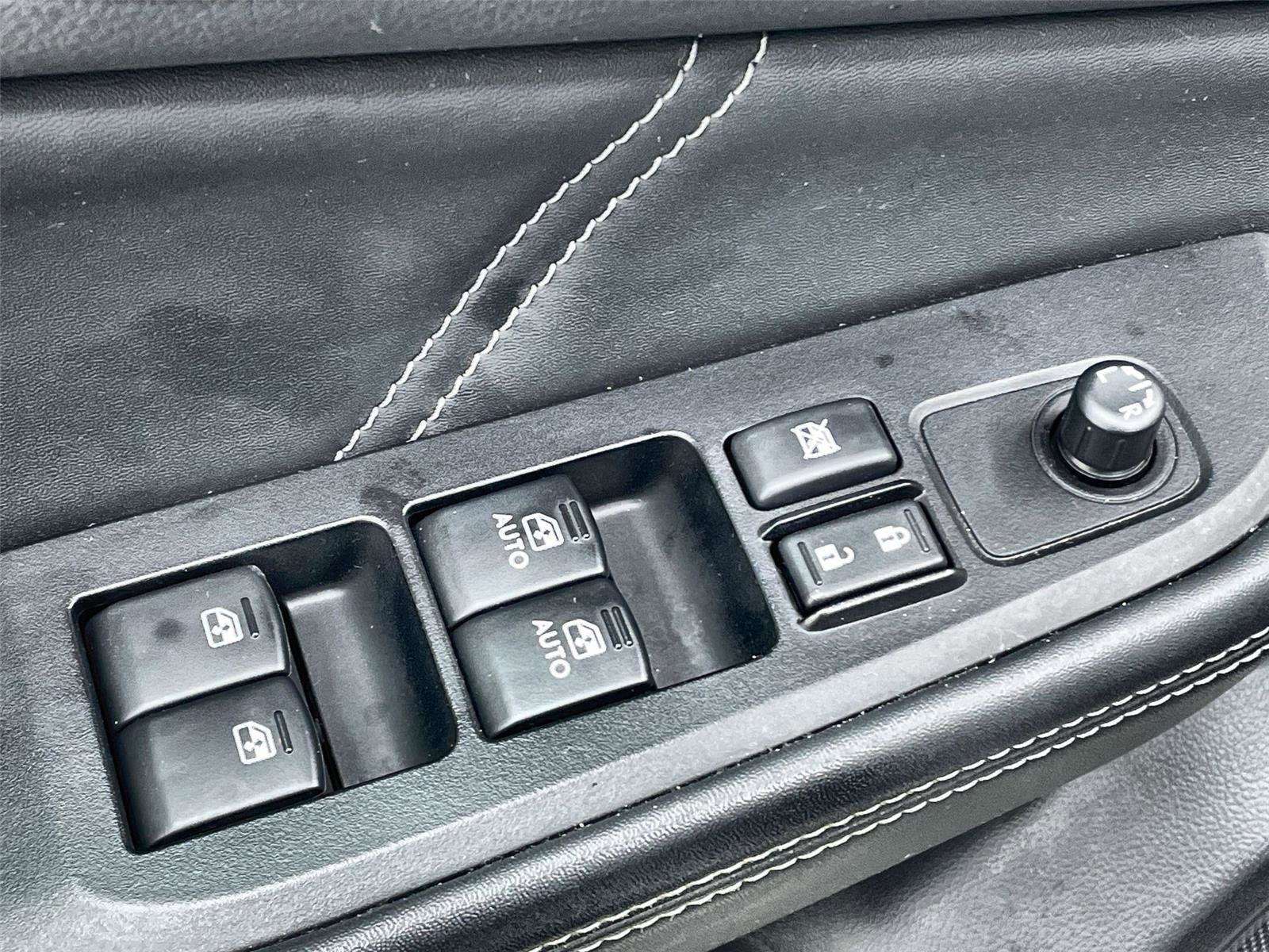 Used 2018 Subaru Outback 2.5i Limited image 12