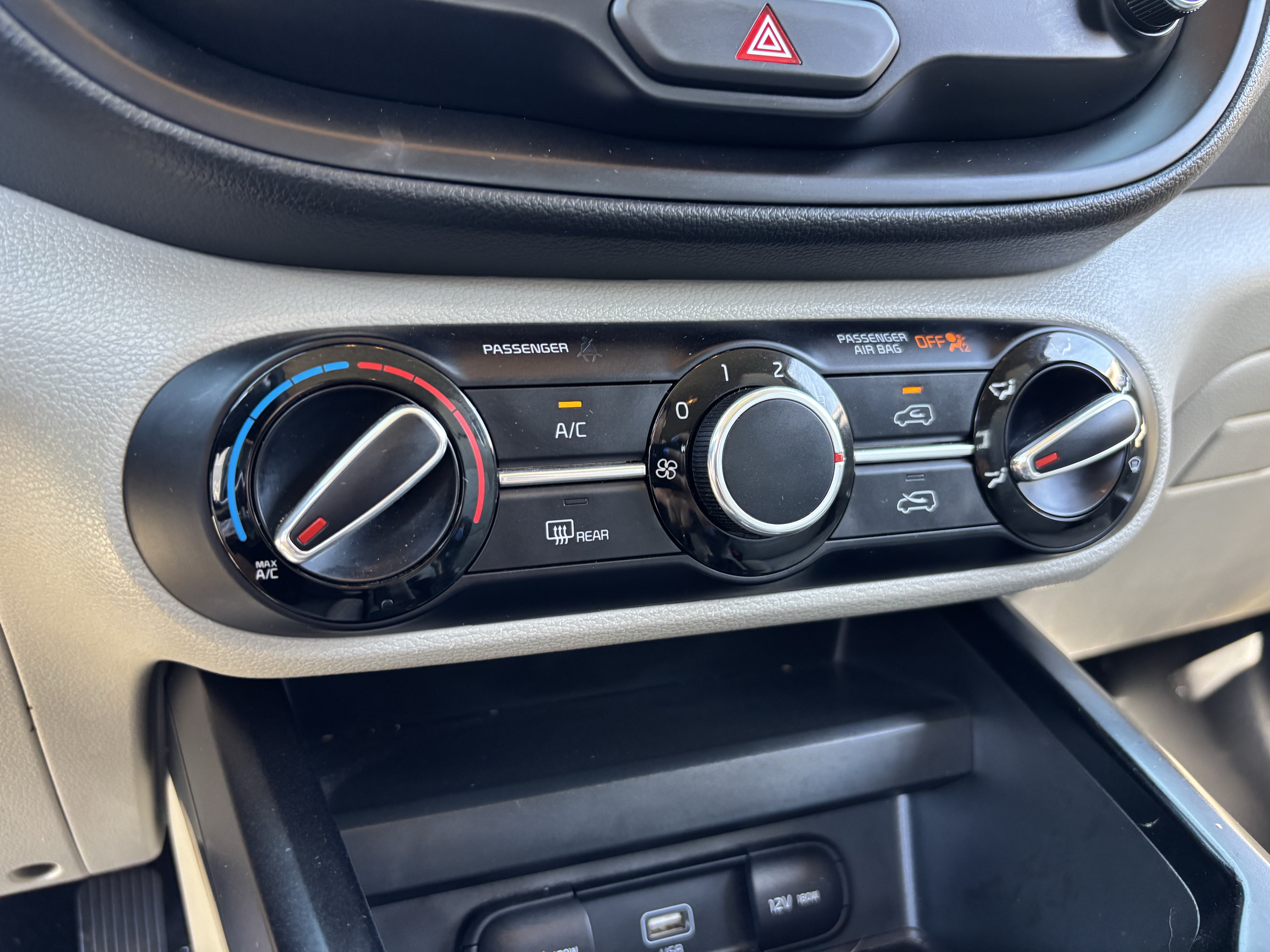 Certified 2021 Kia Soul LX FWD image 22