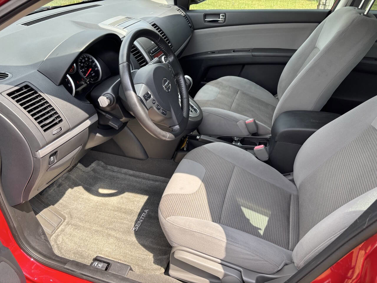 Used 2012 Nissan Sentra 2.0 S w/ Convenience Pkg image 7