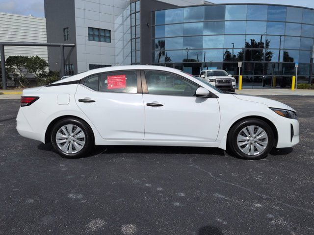 Used 2024 Nissan Sentra S image 3