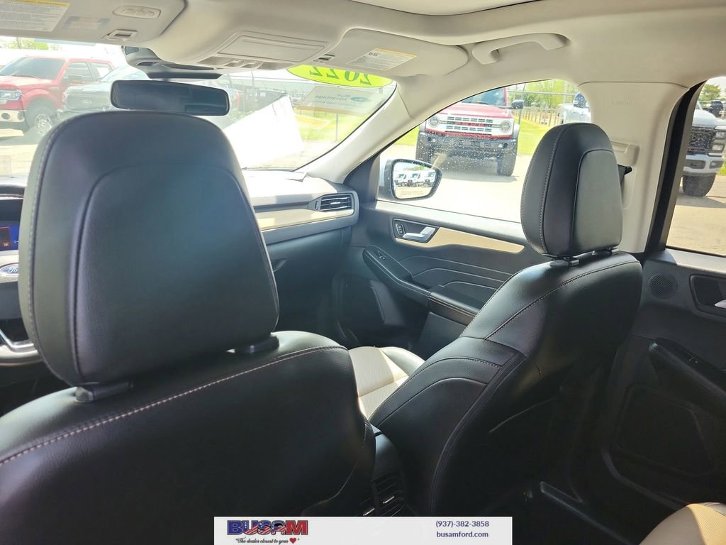 Certified 2022 Ford Escape Titanium w/ Titanium Elite Package AWD/4WD image 12