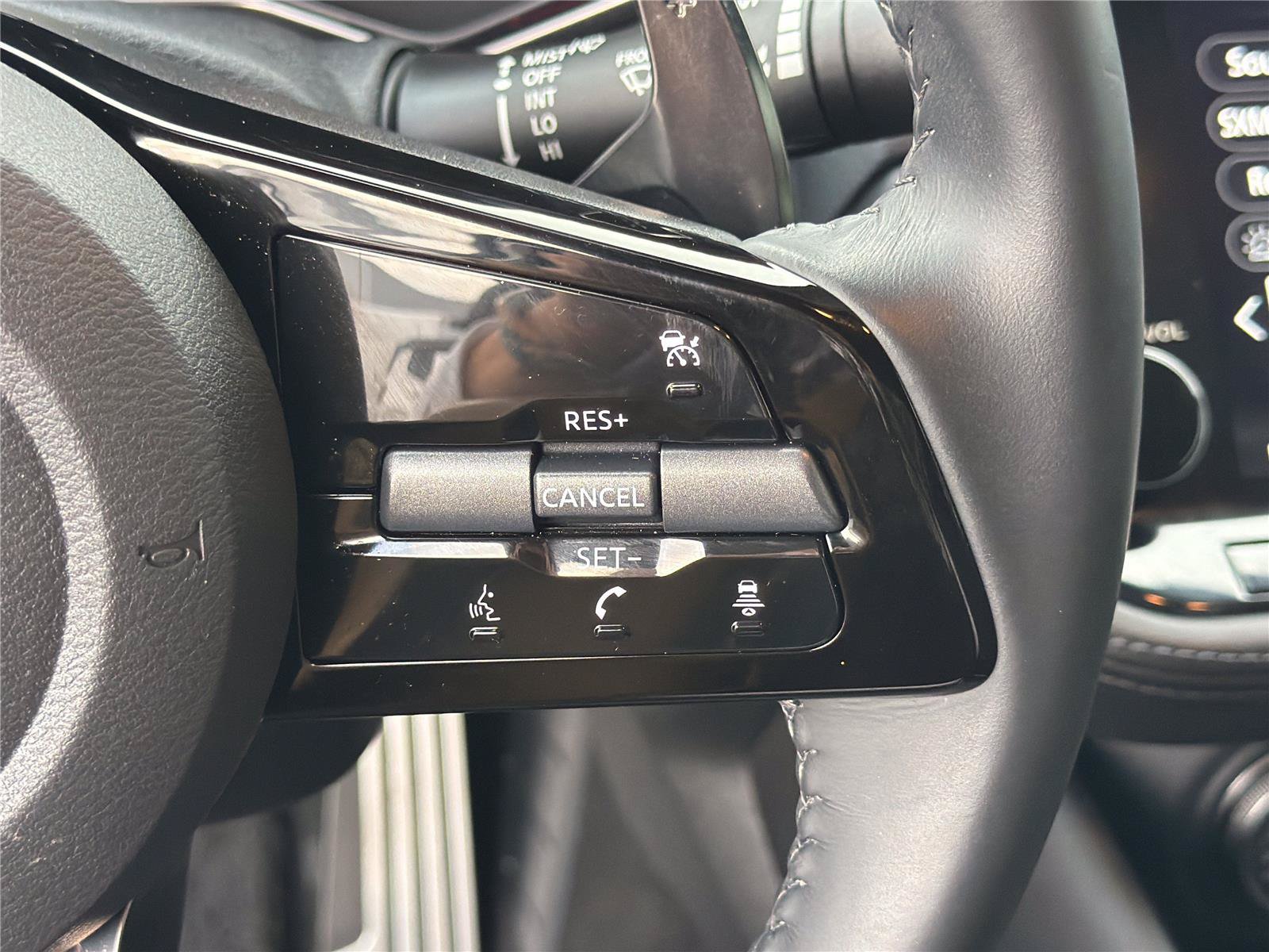 Used 2024 Nissan Z Performance w/ Heritage Edition RWD image 21