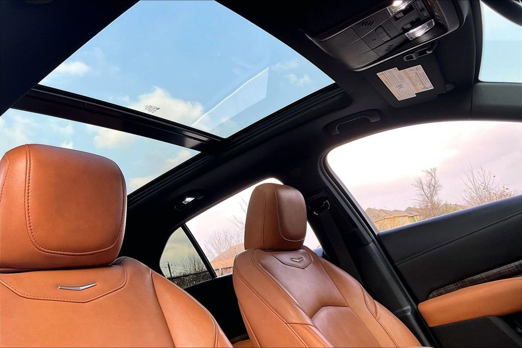 Used 2022 Cadillac XT4 Premium Luxury w/ Cold Weather Package image 22