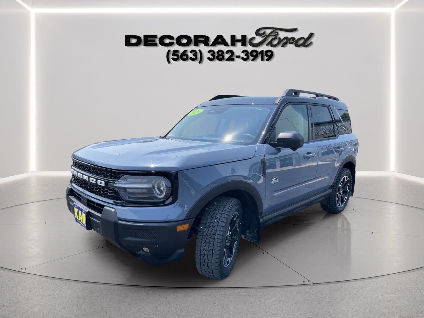 Certified 2025 Ford Bronco Sport Outer Banks w/ Outer Banks Tech Package+ AWD/4WD image 3