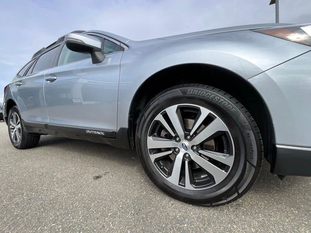 Used 2018 Subaru Outback 2.5i Limited image 10