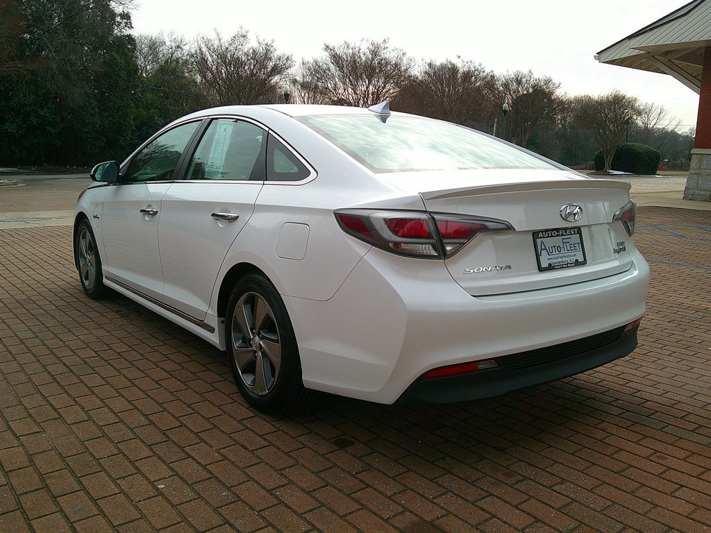 Used 2017 Hyundai Sonata Plug-In Hybrid FWD image 7