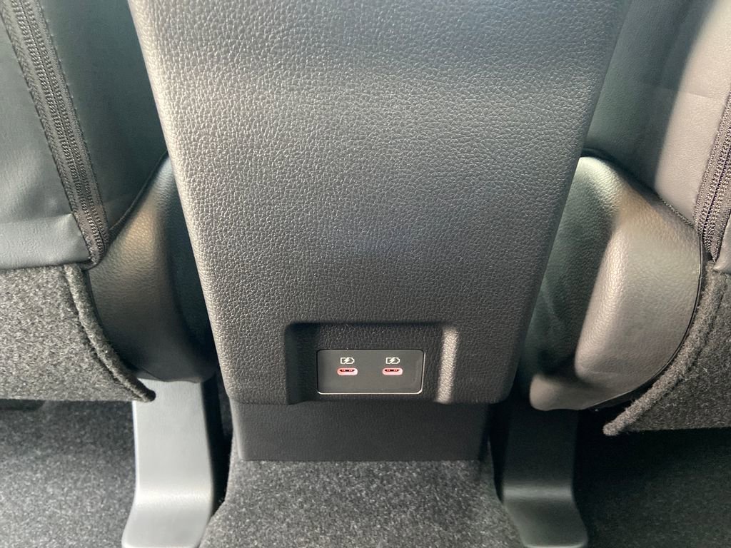 New 2026 Mitsubishi Eclipse Cross SE AWD/4WD image 18