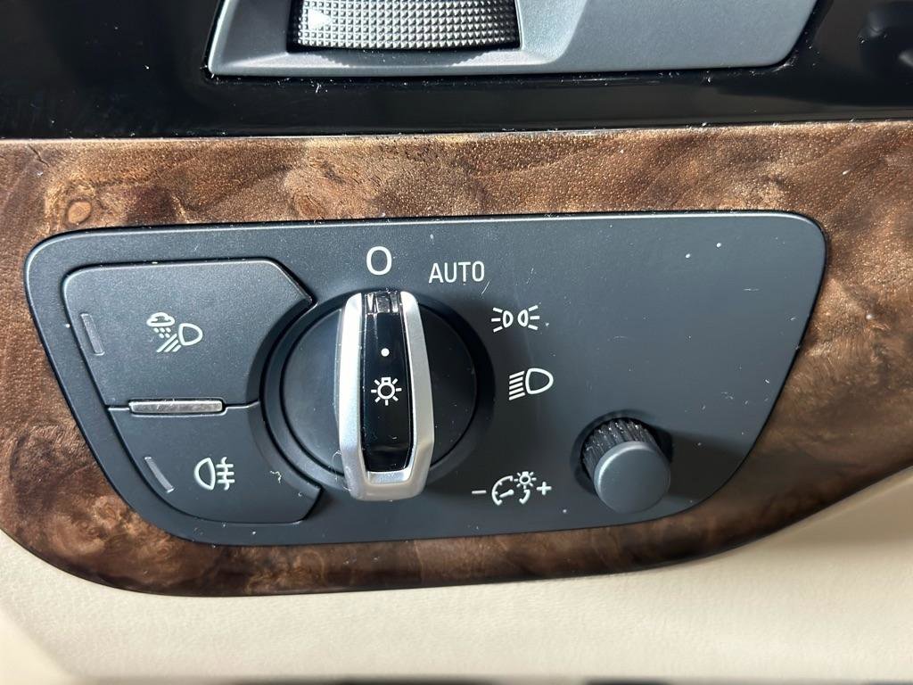 Used 2017 Audi Q7 3.0T Premium AWD/4WD image 37