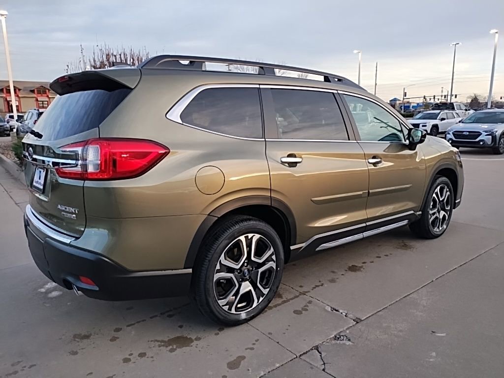 Used 2026 Subaru Ascent Touring AWD/4WD image 8