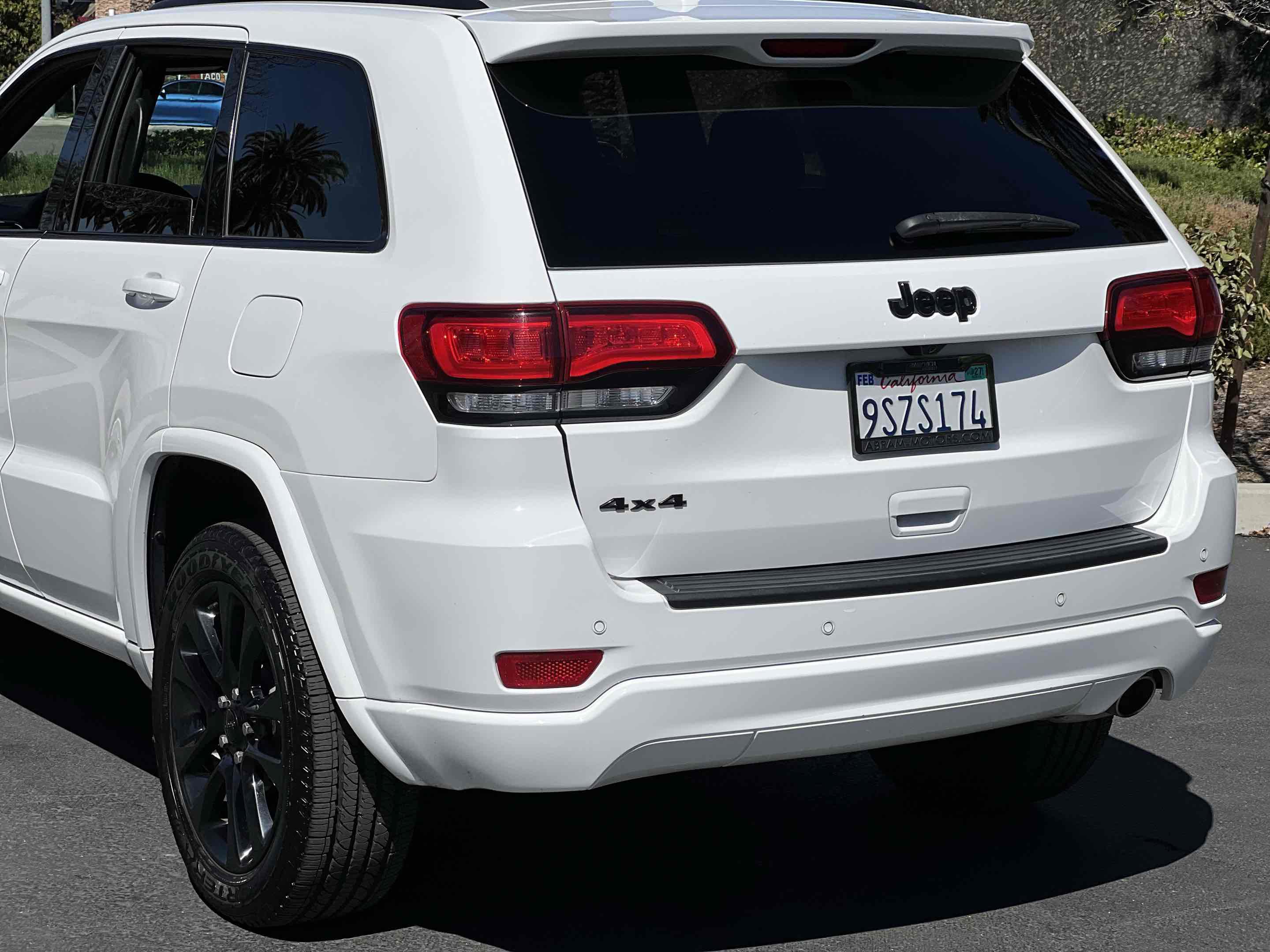 Used 2021 Jeep Grand Cherokee Laredo X image 54