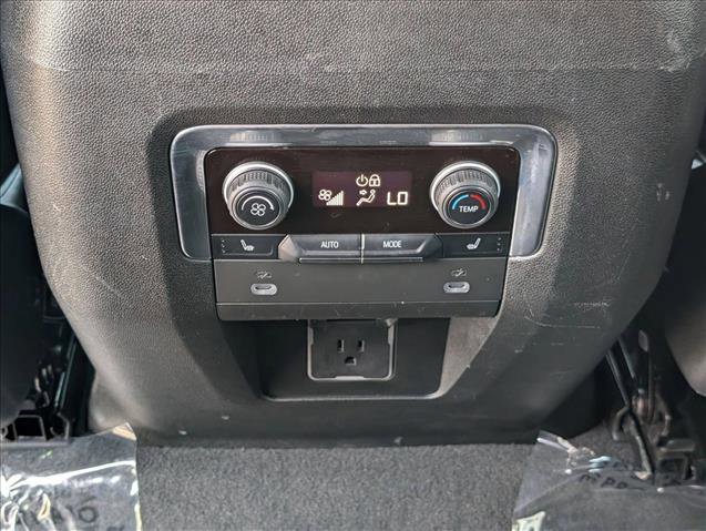 Used 2022 Chevrolet Tahoe LT w/ LT Signature Package AWD/4WD image 26