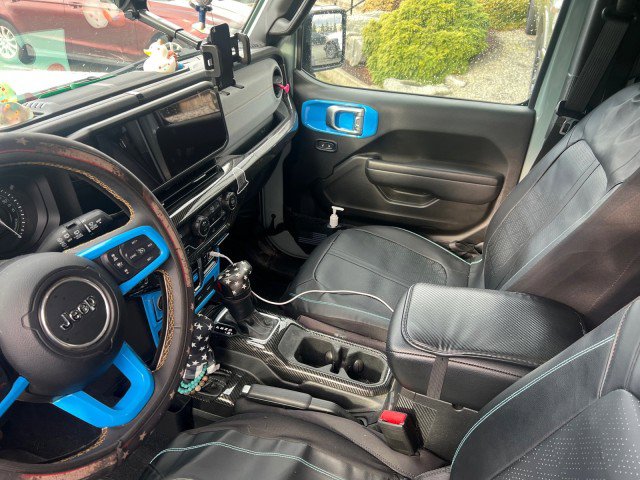 Used 2024 Jeep Wrangler Willys image 4