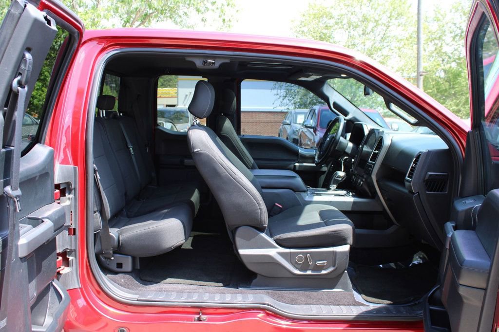 Used 2016 Ford F150 XLT w/ Equipment Group 302A Luxury AWD/4WD image 30