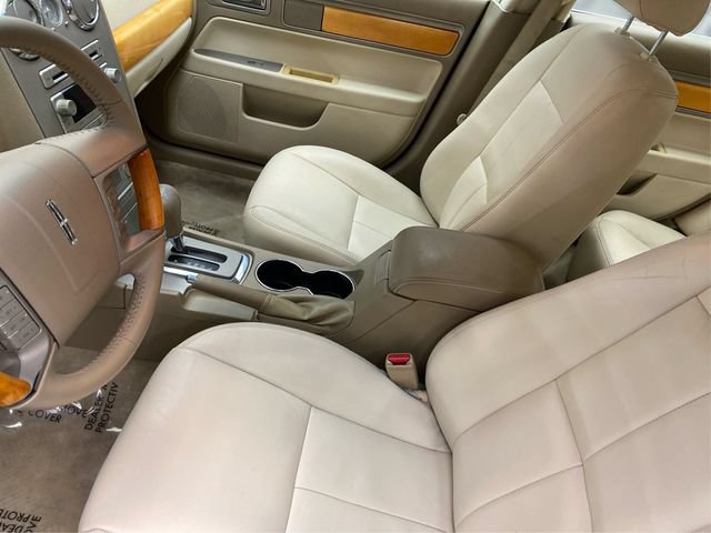 Used 2006 Lincoln Zephyr FWD image 10