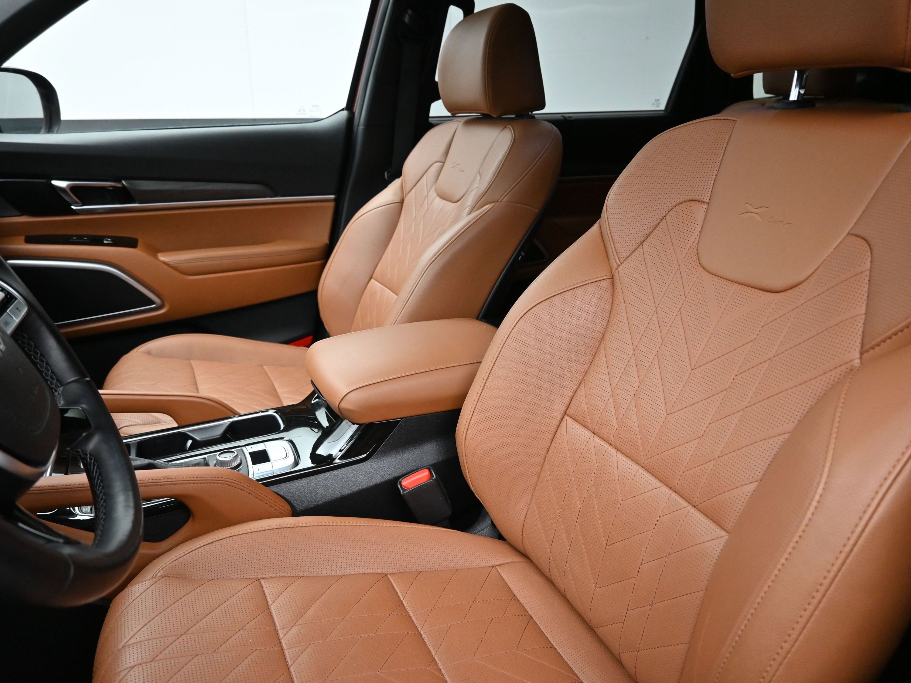 Used 2024 Kia Telluride EX X-Line image 11