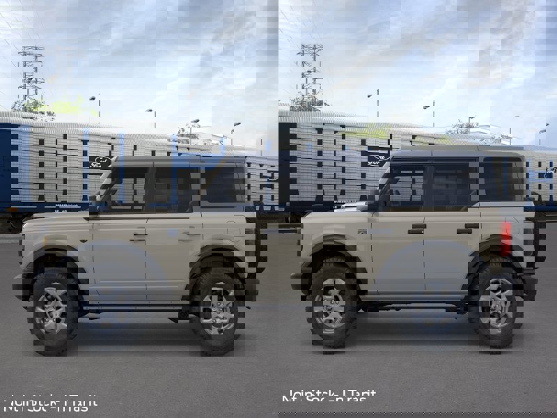 New 2026 Ford Bronco Big Bend image 3