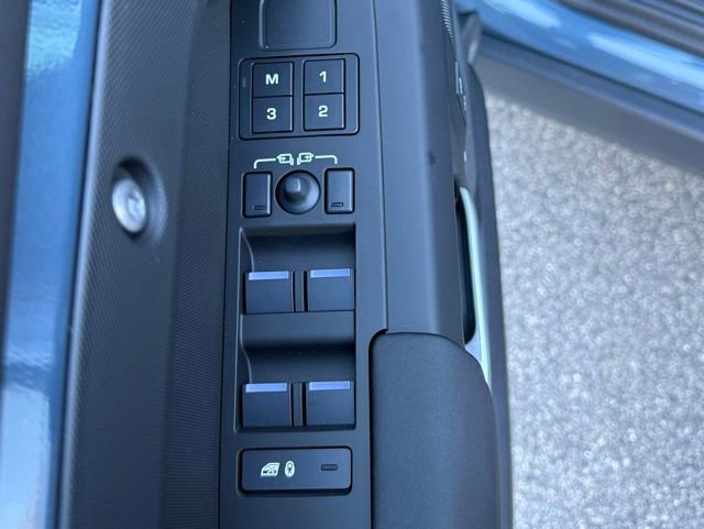 New 2026 Land Rover Defender 110 S image 16