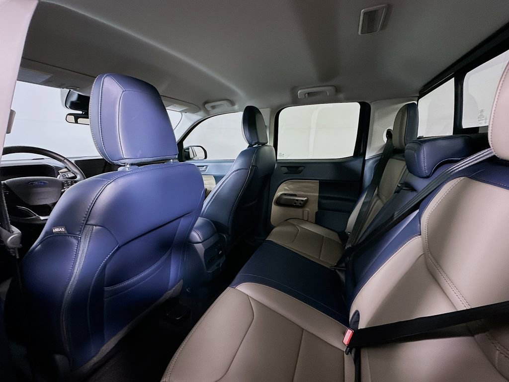 Used 2025 Ford Maverick Lariat AWD/4WD image 13