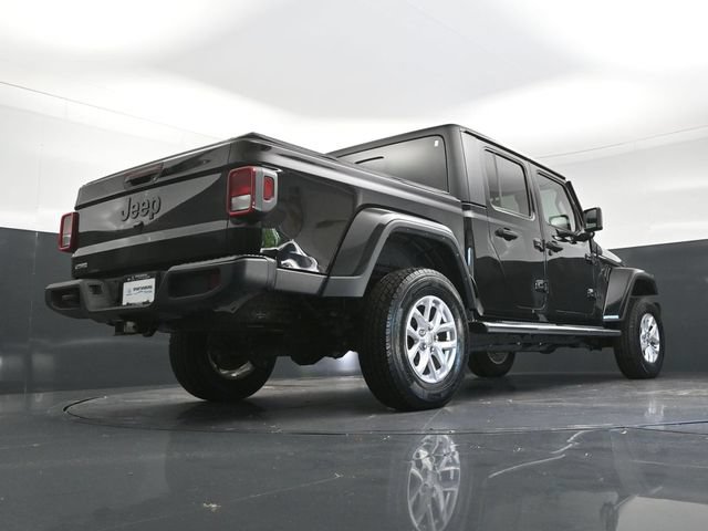Used 2023 Jeep Gladiator Sport AWD/4WD image 23