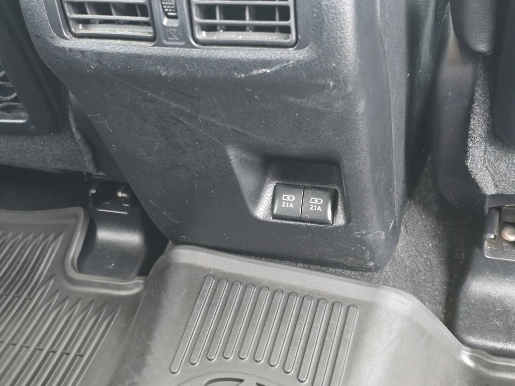 Used 2022 Toyota 4Runner Limited image 35