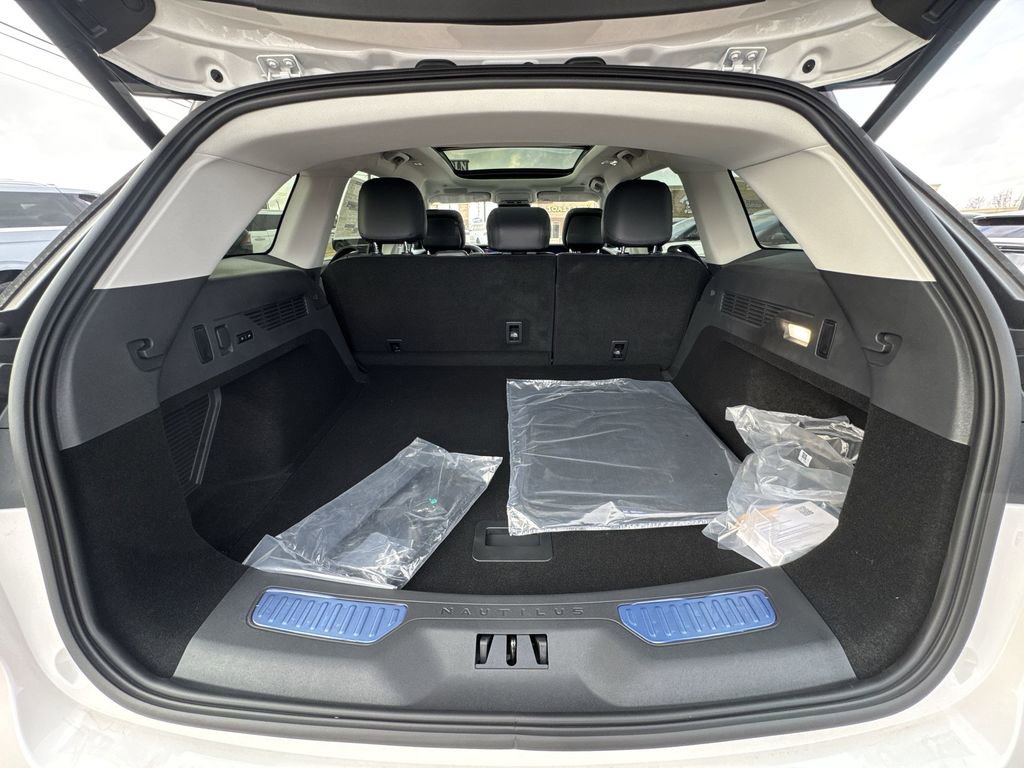 New 2026 Lincoln Nautilus Reserve image 24