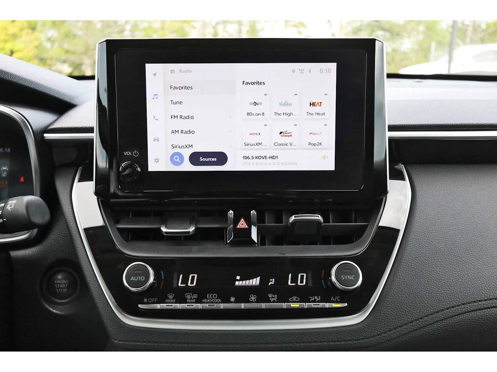 Used 2024 Toyota Corolla Cross XLE w/ Convenience Package image 22