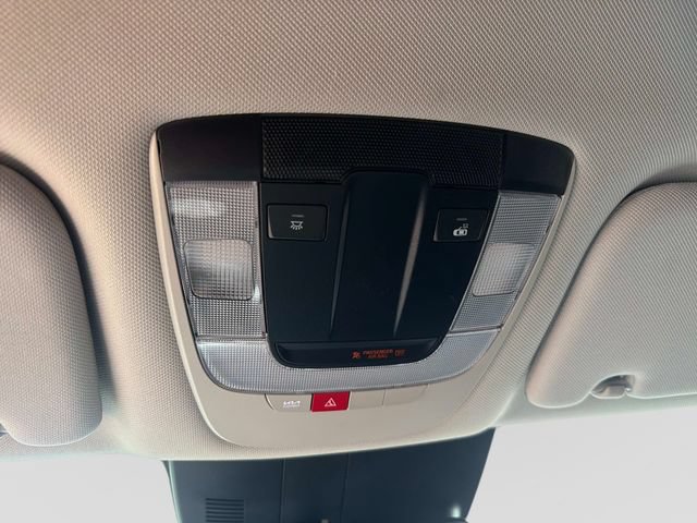 Used 2024 Kia Sorento LX FWD image 30