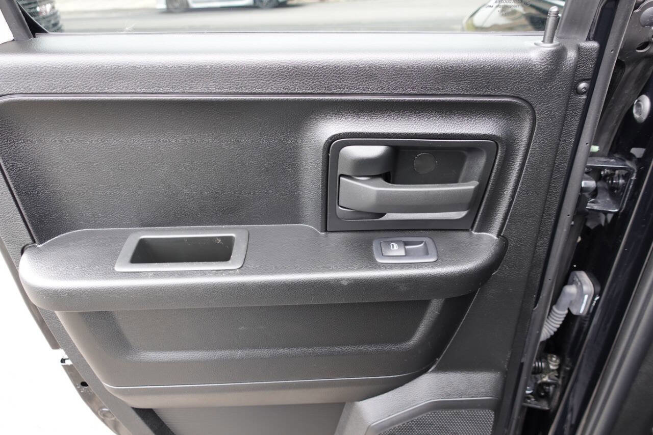 Used 2022 RAM 1500 Express w/ Wheel & Sound Group image 18