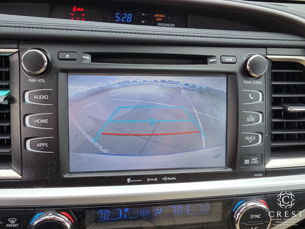 Used 2019 Toyota Highlander XLE FWD image 19