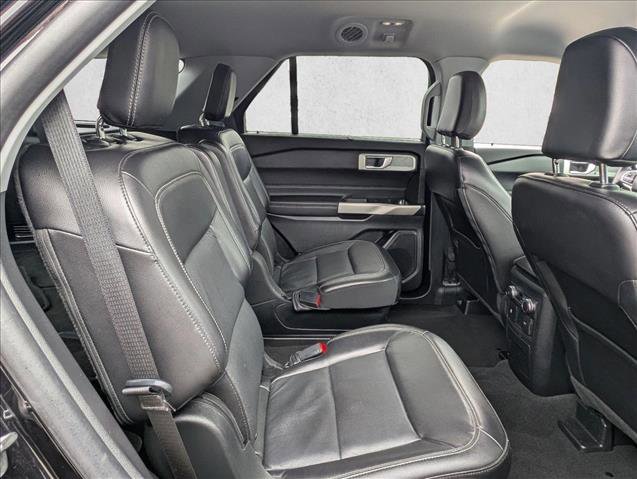 Used 2022 Ford Explorer Limited image 16